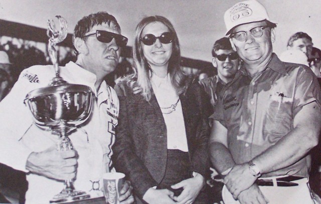 file:///F:/Documents and Settings/Roland/My Documents/My Pictures/Racing/Drivers/BobbyIsaac 1970 Miss Wilkesboro 400, with Crew Chief Harry Hyde