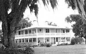 The original MacDonald Station homestead from 1887